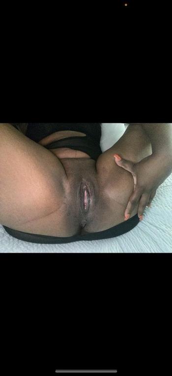 Special , 29  female escort, Tri-Cities