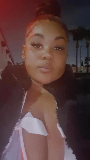 Samoa, 20  female escort, Tri-Cities