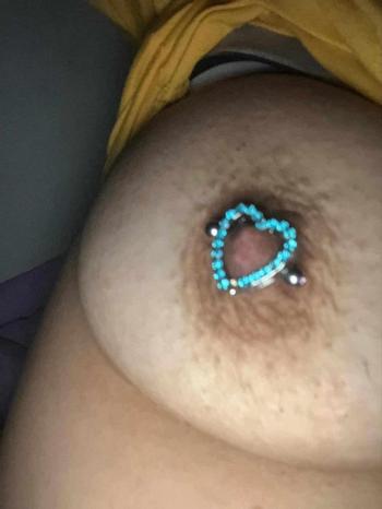 Peanutbutter thick, 32  female escort, Tri-Cities