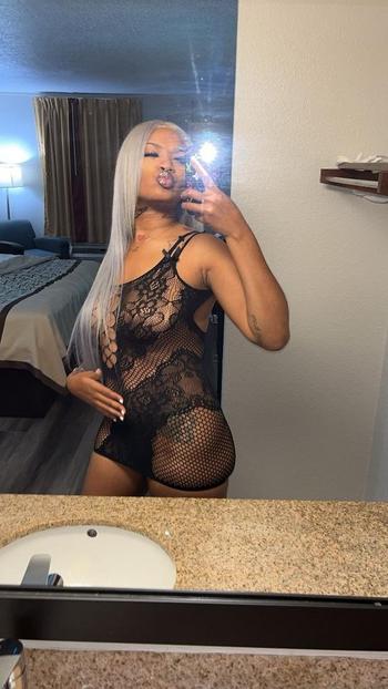 901-305-1524, 26  female escort, Tri-Cities