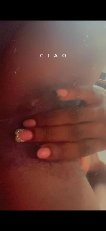 Ms.Petite, 23  female escort, Tri-Cities
