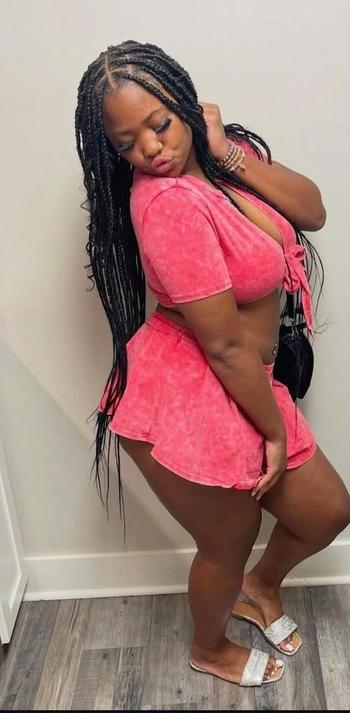 michell, 22  female escort, Tri-Cities